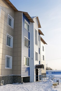 Modern 3 katlı tuğla ev şehir yeni bir alanda