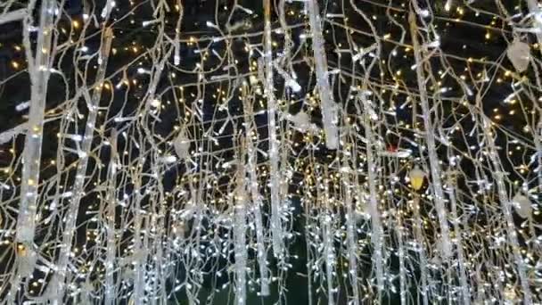 Hermosas Luces Blancas Brillantes Navidad — Vídeos de Stock