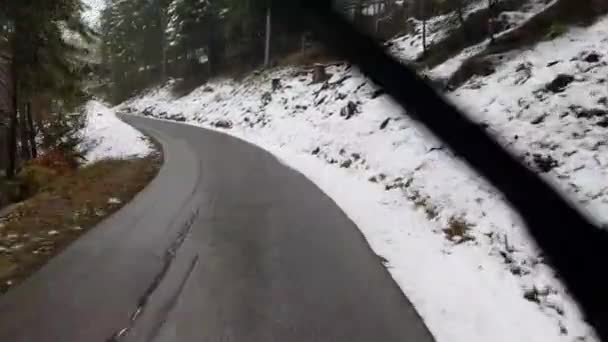 Μακριά Από Σλος Νιούσγουανστιν Λεωφορεία Χειμώνα Χιονίζει — Αρχείο Βίντεο