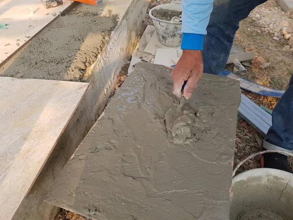 Construction Worker Took Cement Lay Tiles — Stock Photo, Image