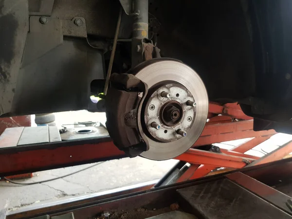 Close Vehicle Axle Inspection Disc Brake — Stock Photo, Image