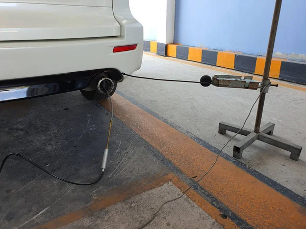 Annual vehicle inspection Before the car registration,By checking the black smoke of the exhaust pipe.