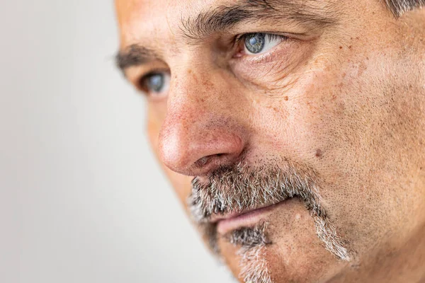 Olgun bir adamın portresi