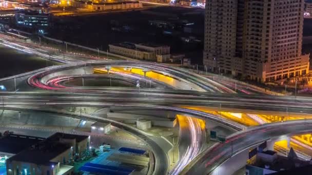 Paesaggio urbano di Ajman dal tetto di notte timelapse. Ajman è la capitale dell'emirato di Ajman negli Emirati Arabi Uniti . — Video Stock
