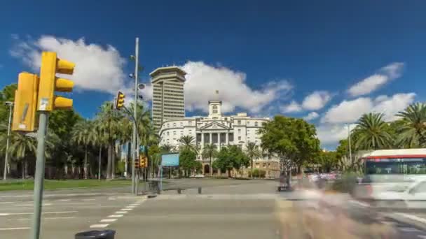 De beroemde Ramblas straat timelapse hyperlapse met niet-geïdentificeerde wandelende toeristen in Barcelona, Spanje Spanje — Stockvideo