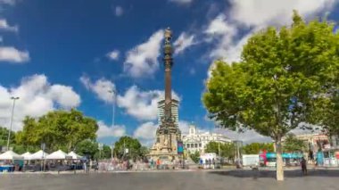 Columbus anıt timelapse hyperlapse Mirador de Colom Barcelona, Catalonia, İspanya.