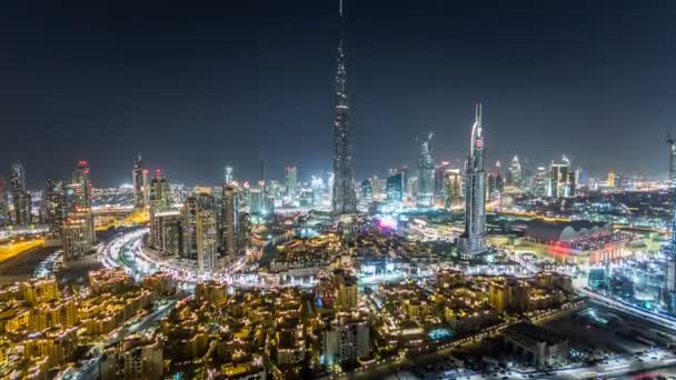 Dubai Downtown w nocy timelapse widok z góry w Dubaju, Zjednoczone Emiraty Arabskie — Wideo stockowe