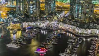 Güzel hava en iyi manzaraya gece timelapse Dubai Marina, Dubai, Birleşik Arap Emirlikleri