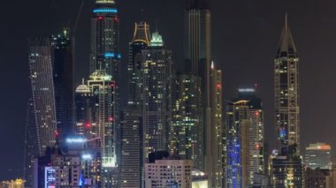 Güzel hava en iyi manzaraya gece timelapse Dubai Marina, Dubai, Birleşik Arap Emirlikleri
