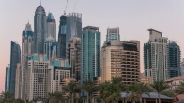 Jumeirah beach residence Dubai, Jbr gece timelapse modern gökdelenler gün görünümü