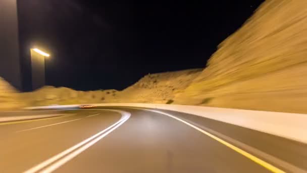 Bochtige weg door de Jebel Hafeet weg timelapse hyperlapse, Al Ain, Verenigde Arabische Emiraten — Stockvideo