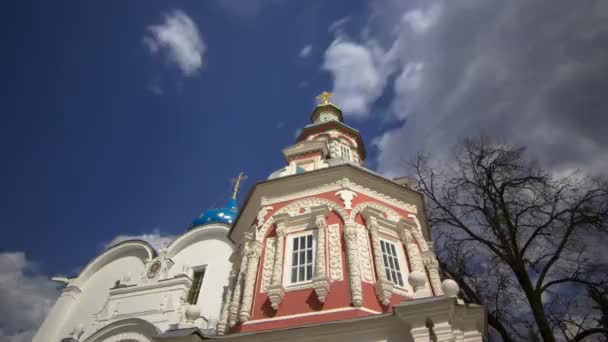 大寺院的俄罗斯游戏中时光倒流 hyperlapse。圣三一士修道院. — 图库视频影像