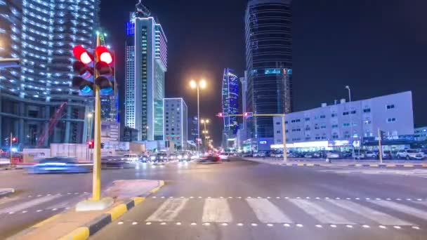 Przejazd przez ruch w mieście autostrady timelapse hiperlapse w Kuwejcie. Kuwejt, Bliski Wschód — Wideo stockowe