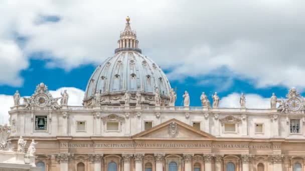 Haut de la basilique San Pietro timelapse dans la Cité du Vatican, Rome, Italie — Video