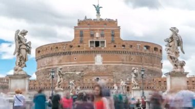 Aziz Melek Şatosu Sant Angelo ve Ponte Sant Angelo 'yu Tiber nehri zaman dilimi üzerine köprüleyin, Roma, İtalya
