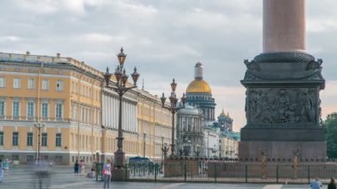 Saint Isaacs katedrali Saint Petersburg Sarayı kare timelapse, Rusya.