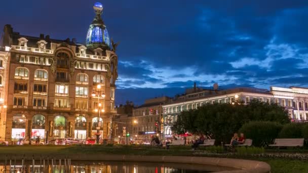 Singer House na noite de São Petersburgo timelapse . — Vídeo de Stock