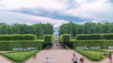 Tsarskoye Selo Puşkin timelapse, Saint Petersburg, Rusya, Park Alley , Ağaçlar ve çalılar
