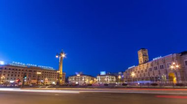 Vosstaniya Meydanı ve Dikilitaş kahraman şehir Leningrad timelapse. St.Petersburg, Rusya Federasyonu