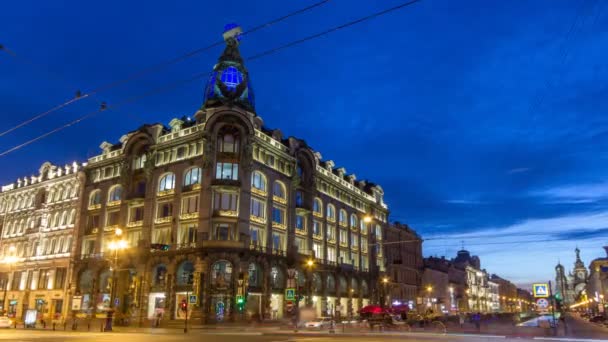 Singer House en la noche de San Petersburgo timelapse . — Vídeo de stock