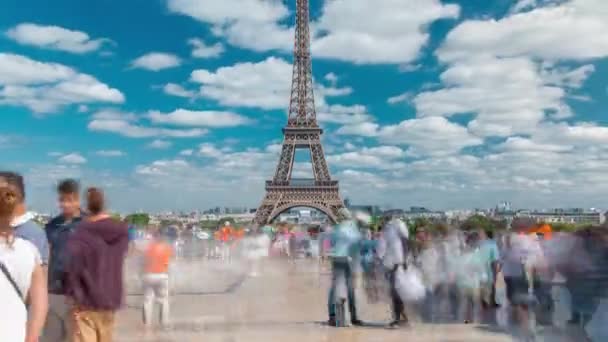 Διάσημη πλατεία Trocadero με πύργο του Άιφελ στο φόντο timelapse. — Αρχείο Βίντεο