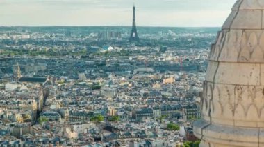 Paris 'in Panorama' sı, Fransa. Montmartre Sacre-Coeur 'un Kutsal Yürek Bazilikası' ndan güzel bir manzara. .