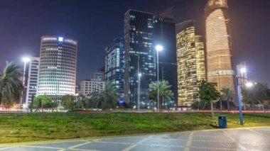 Abu Dabi 'deki gökdelenler gece gökdelenleri, Birleşik Arap Emirlikleri