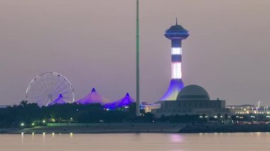 Abu Dabi 'de akşam Marina Adası' yla gündüz gece...