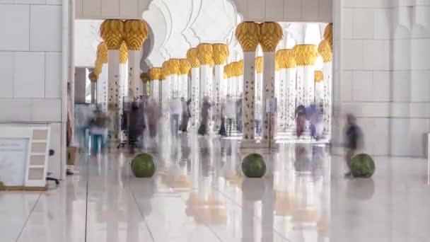 Sheikh Zayed Grand Mosque timelapse στο Αμπού Ντάμπι, την πρωτεύουσα των Ηνωμένων Αραβικών Εμιράτων — Αρχείο Βίντεο