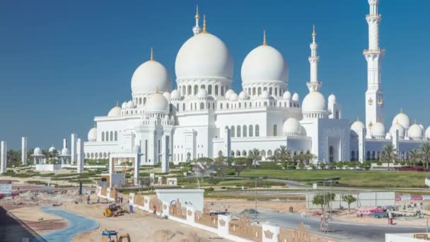 Sjeik Zayed Grand Moskee timelapse in Abu Dhabi, de hoofdstad van de Verenigde Arabische Emiraten — Stockvideo