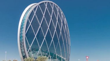 Dairesel gökdelen Aldar Karargahı Abu Dabi, BAE 'deki zaman çizelgesi..