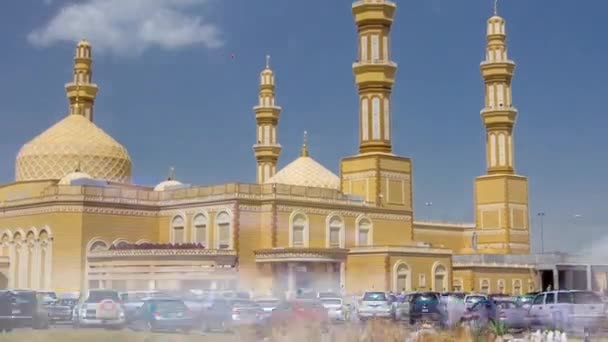 Moderner Moscheebau in Kuwait im Zeitraffer — Stockvideo