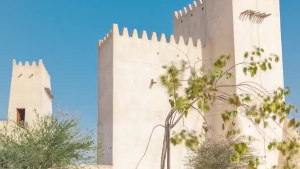 Barzan Towers tidapse, vakttårn nær Doha - Qatar – stockvideo