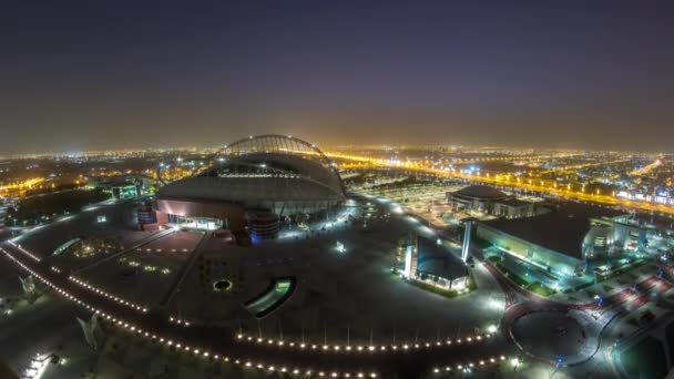 Vista aérea del estadio Aspire Zone desde la cima noche a día timelapse en Doha — Vídeo de stock