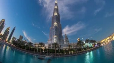 Burç Halife cephesi günden geceye Zaman kavramlı balık gözü.