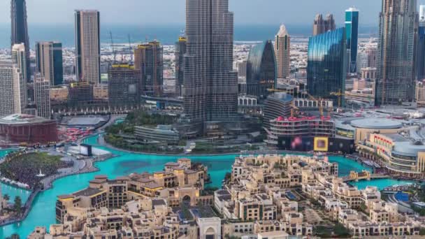 Dubai Downtown dia a noite timelapse vista do topo em Dubai, Emirados Árabes Unidos — Vídeo de Stock