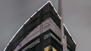 Dubai Marina, BAE 'de lüks konut gökdelenleri zaman çizelgesi