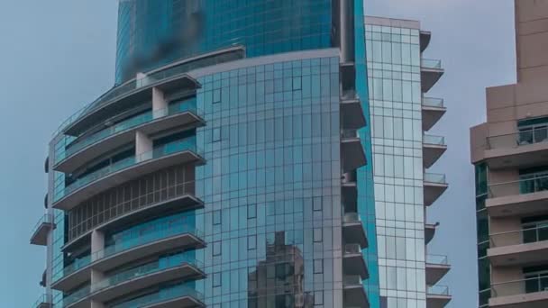 Ранковий вид на вежі Dubai Marina в Dubai timelapse — стокове відео