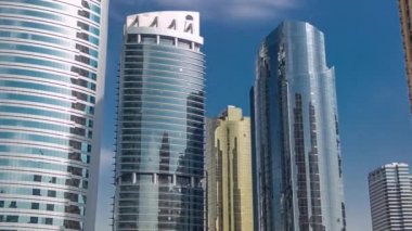 Jumeirah Gölü Kuleleri 'ndeki yerleşim yerleri Dubai, BAE' de zaman çizelgesi..