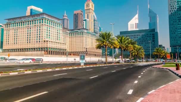 Современные небоскребы, дорога Шейх Зайед, Дубай, ОАЭ. — стоковое видео
