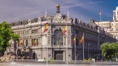 İspanya Tarihi Bankası Madrid, İspanya 'da zaman atlaması yaşıyor.
