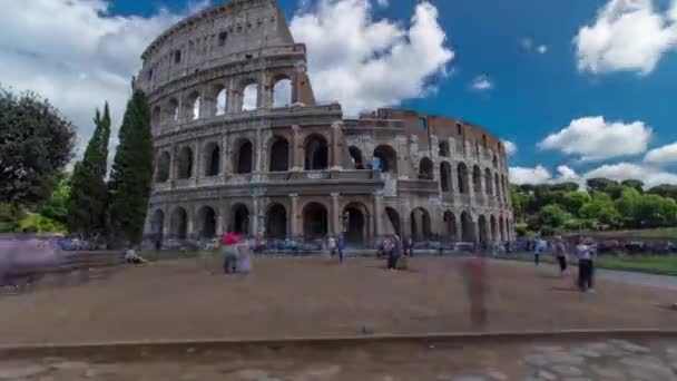 Iperlasso temporale del Colosseo o Colosseo, noto anche come Anfiteatro Flavio a Roma, Italia — Video Stock