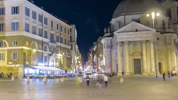 Timelapse Piazza del Popolo avec deux églises jumelles de Santa Maria in Montesanto et Santa Maria dei Miracoli Piazza del Popolo la nuit. Rome, Italie . — Video