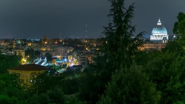 Vista panorámica del centro histórico con timelapse vaticano noche de Roma, Italia — Vídeos de Stock