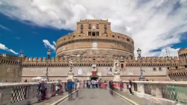 Замок Святого Ангела Кастель Сант Анджело і міст Понте-Сан-Анджело над річкою Тібр гіперпроміжок, Рим, Італія — стокове відео