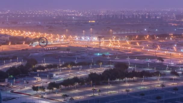 Vue aérienne de la zone Aspire de la nuit au jour le jour à Doha — Video