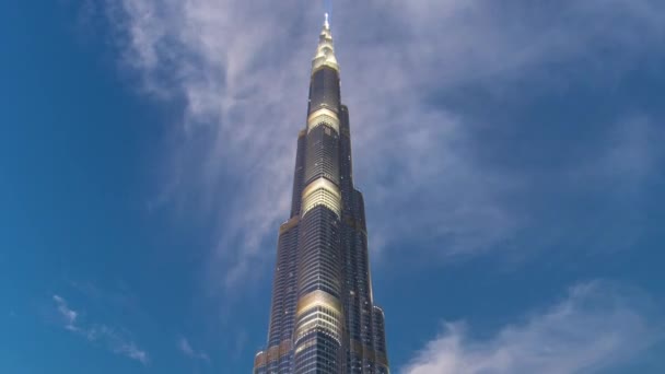 Πρόσοψη Burj Khalifa μέρα με τη νύχτα timelapse fisheye. — Αρχείο Βίντεο