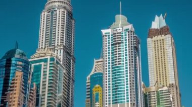 Lüks Konut Binaları Dubai Marina, BAE 'de zaman aşımına uğradı.