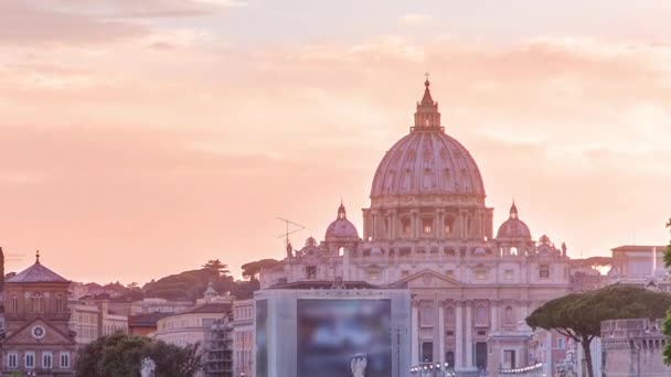 St. Peters Basilica, Saint Angelo Bridge and Tiber River in the sunset timelapse — стокове відео