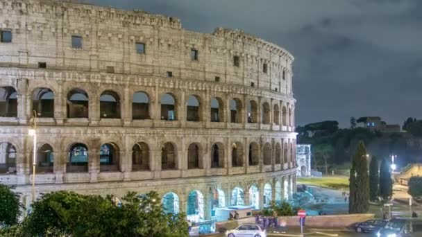 Colosseum upplyst på natten timelapse i Rom, Italien — Stockvideo